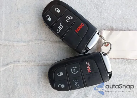 2018 Jeep Grand Cherokee Altitude 4X4 z USA, uszkodzony, nr VIN 1C4RJFAG8JC390185